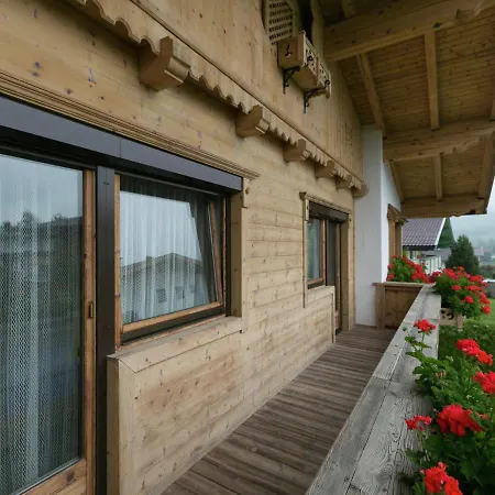 Modern In Uderns Near Ski Area Apartment