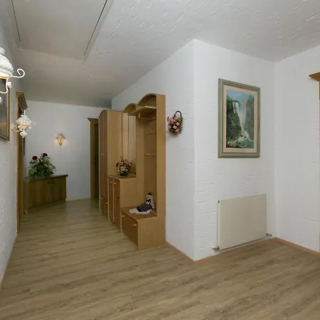 Apartment Modern In Uderns Near Ski Area